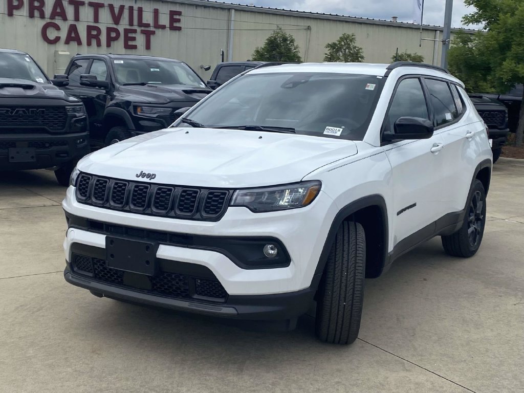 New 2026 Jeep Compass Latitude AWD/4WD image 32