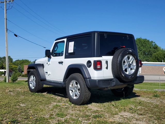 Used 2023 Jeep Wrangler Sport AWD/4WD image 6