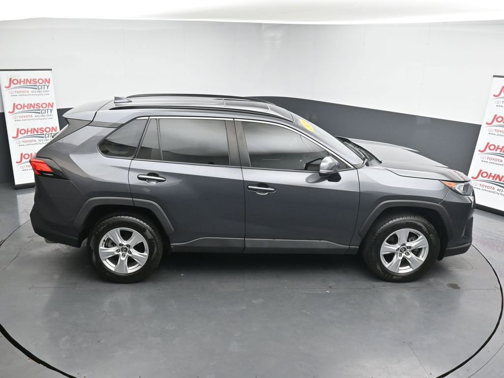Used 2020 Toyota RAV4 XLE w/ Convenience Package FWD image 34