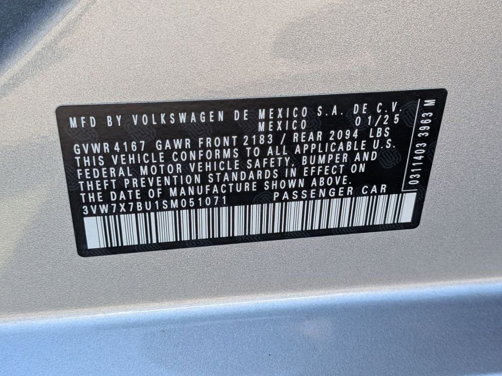 Used 2025 Volkswagen Jetta SE image 34