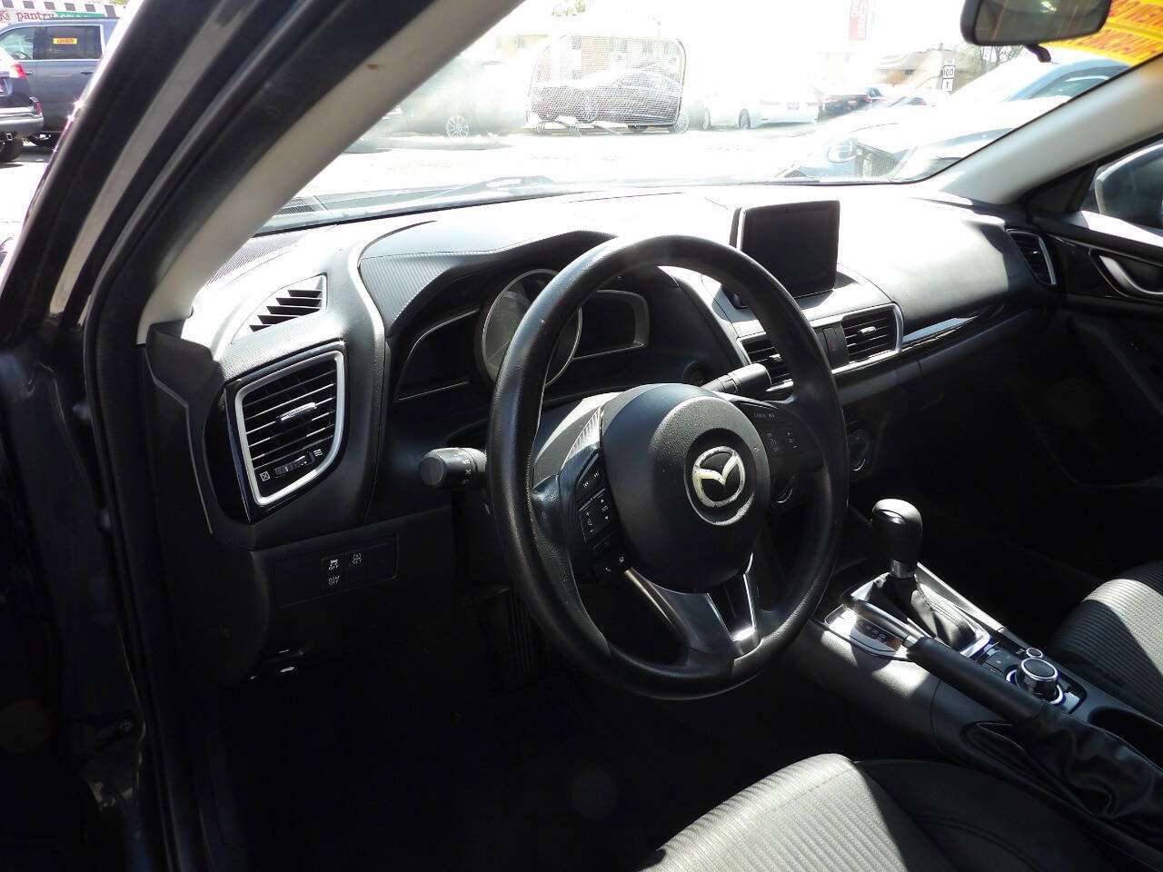 Used 2016 MAZDA MAZDA3 i Sport w/ Preferred Equipment Package FWD image 6