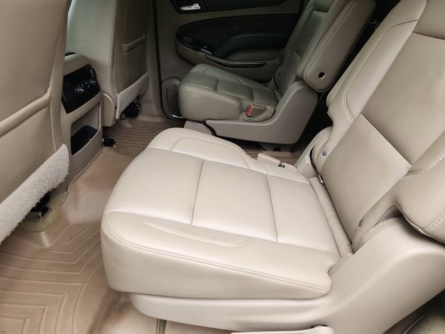 Used 2018 Chevrolet Suburban LT w/ LT Signature Package RWD image 25