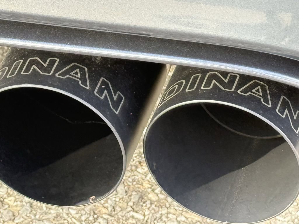 Used 2017 BMW M4 Convertible image 13