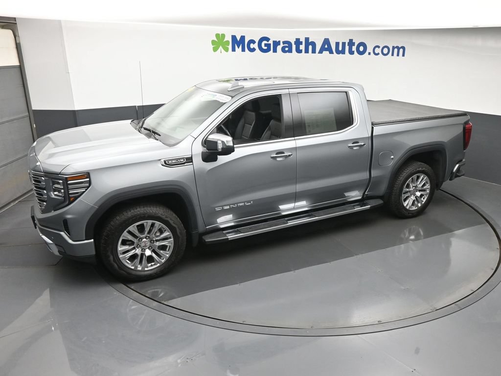 Used 2025 GMC Sierra 1500 Denali w/ Technology Package AWD/4WD image 21