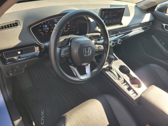 Used 2023 Honda Civic Touring image 9