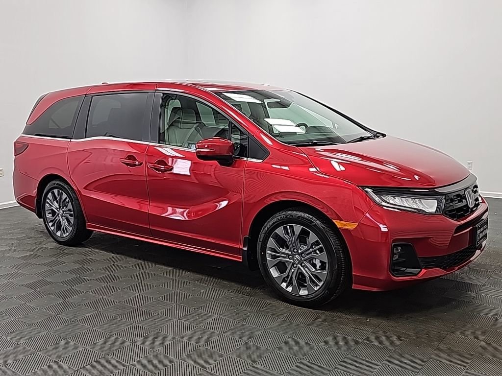 New 2026 Honda Odyssey Touring image 2