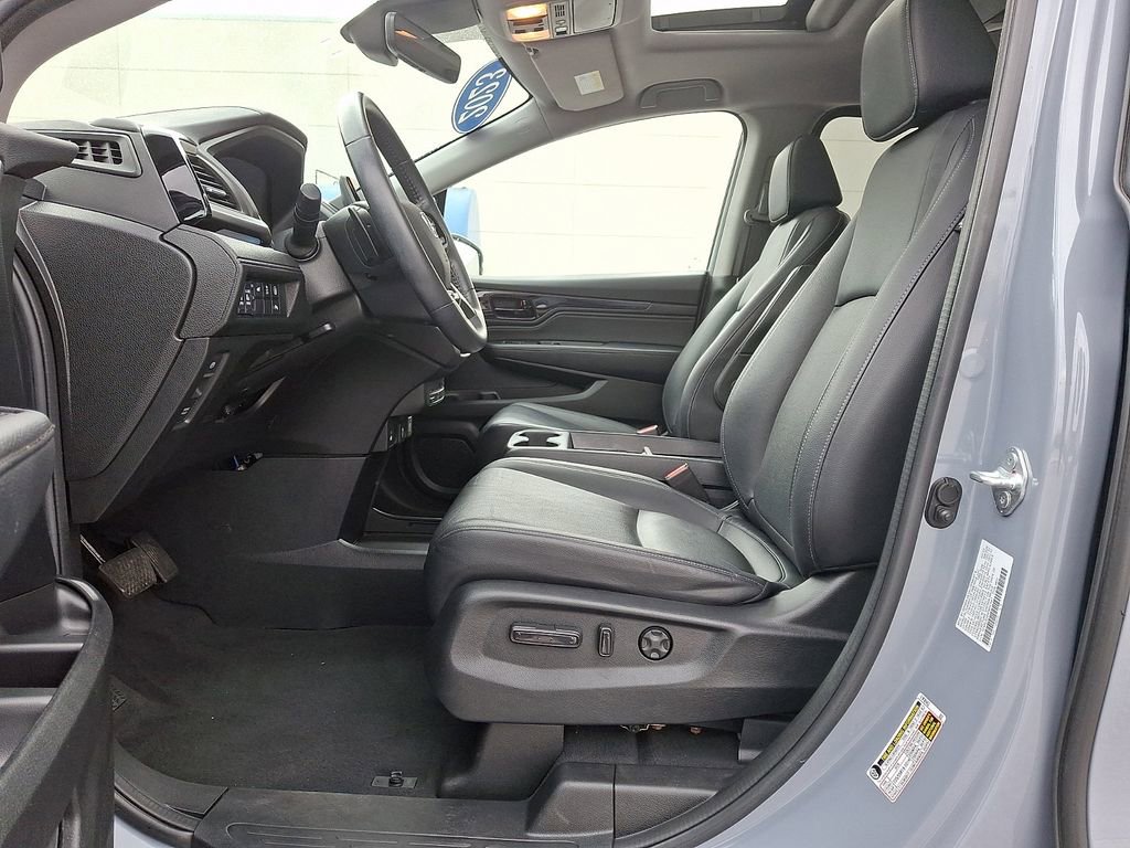 Used 2023 Honda Odyssey Touring image 16