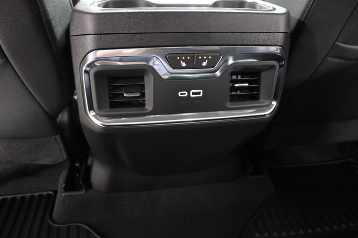 New 2026 Chevrolet Silverado 2500 LTZ w/ LTZ Plus Package AWD/4WD image 22