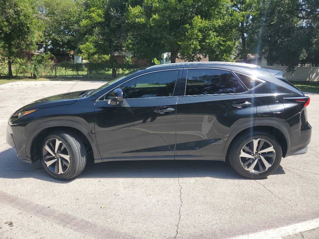Used 2018 Lexus NX 300 FWD w/ Premium Package image 3