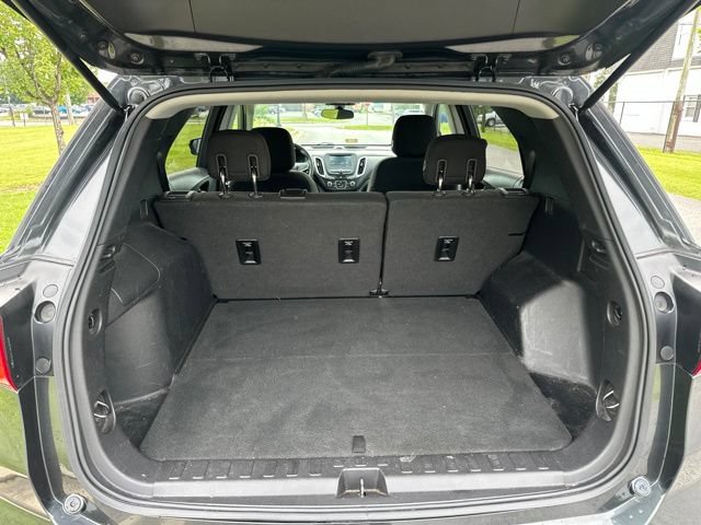 Used 2018 Chevrolet Equinox LT FWD image 19