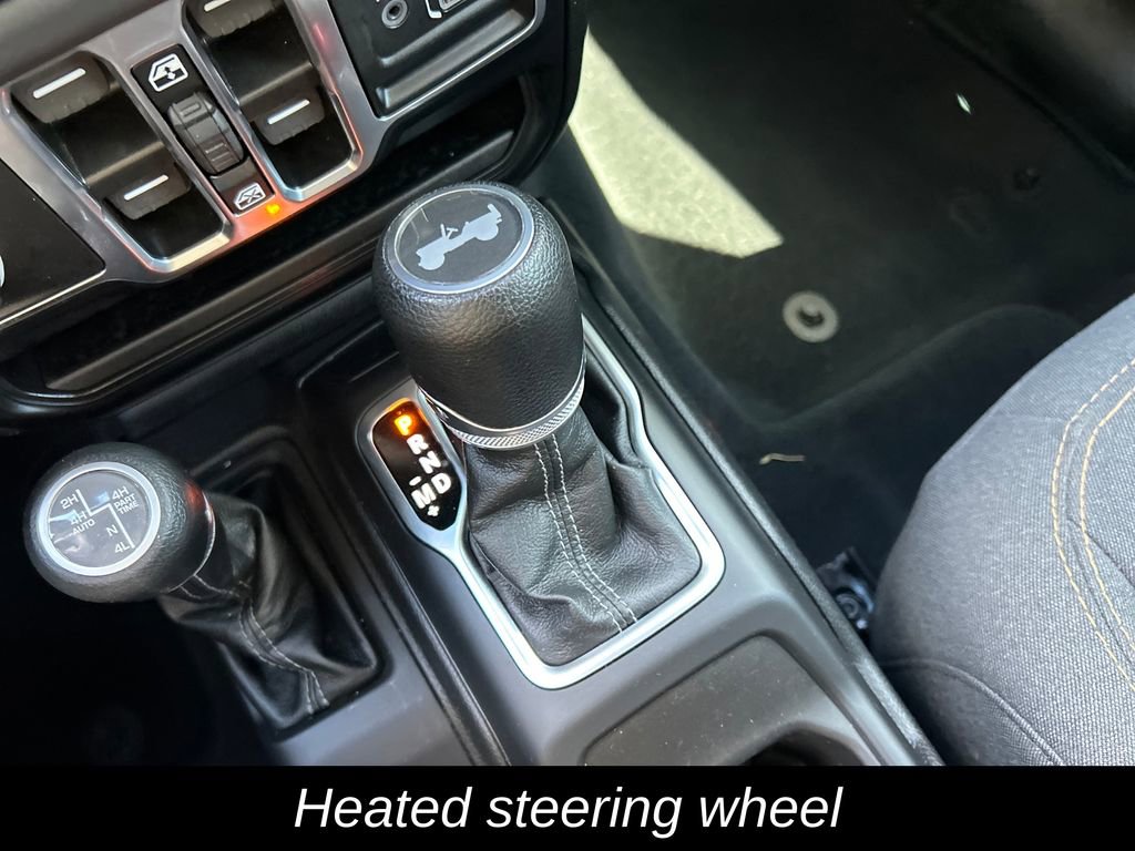 Used 2024 Jeep Wrangler Unlimited Sahara AWD/4WD image 22