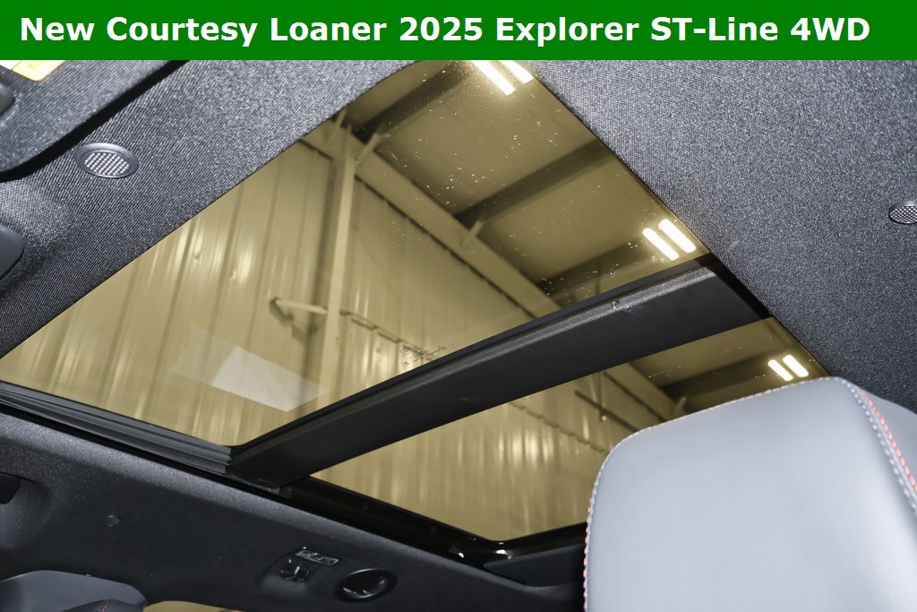 New 2025 Ford Explorer ST-Line w/ Premium Package image 28