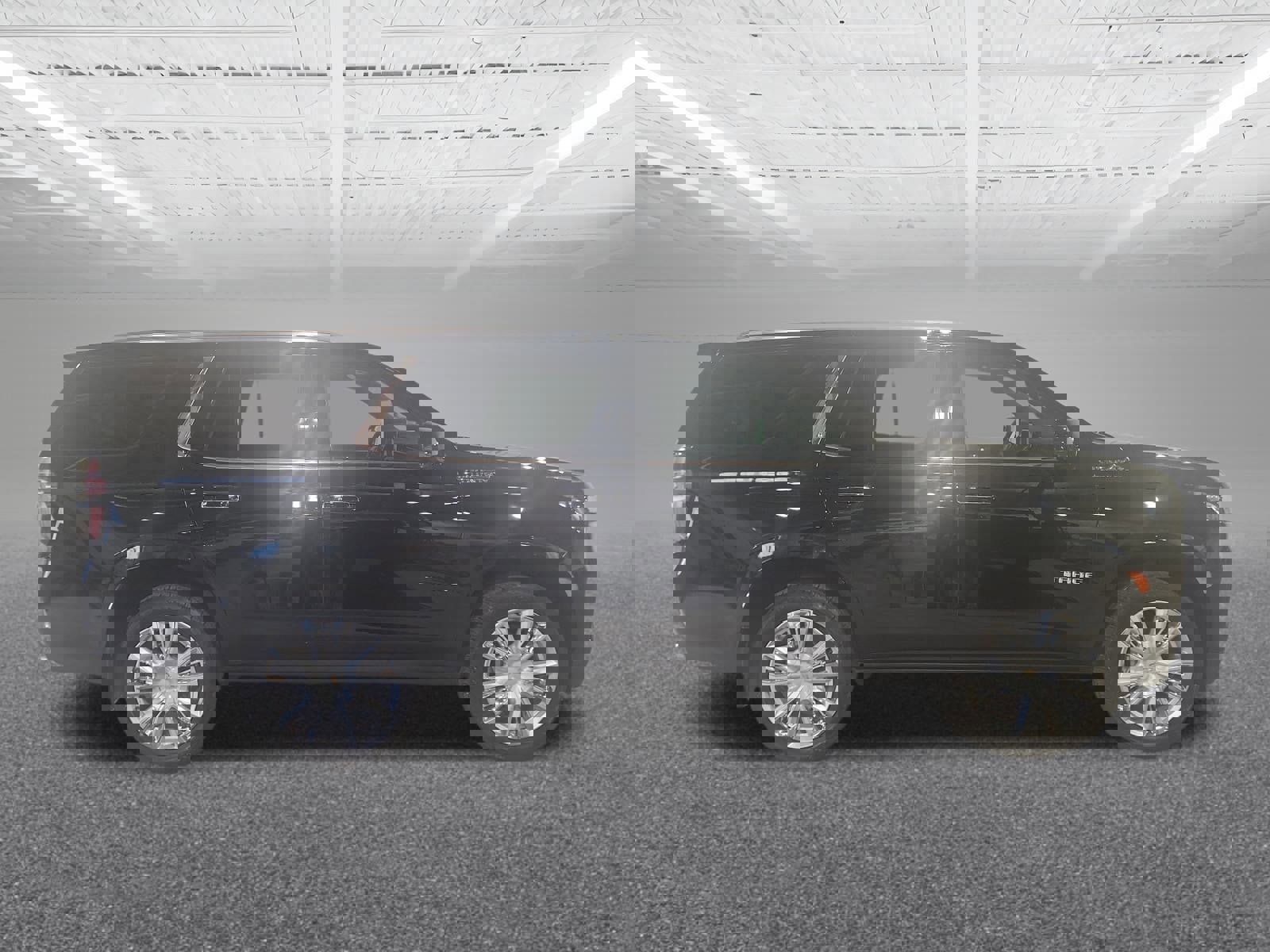 Used 2021 Chevrolet Tahoe High Country w/ Premium Package image 5