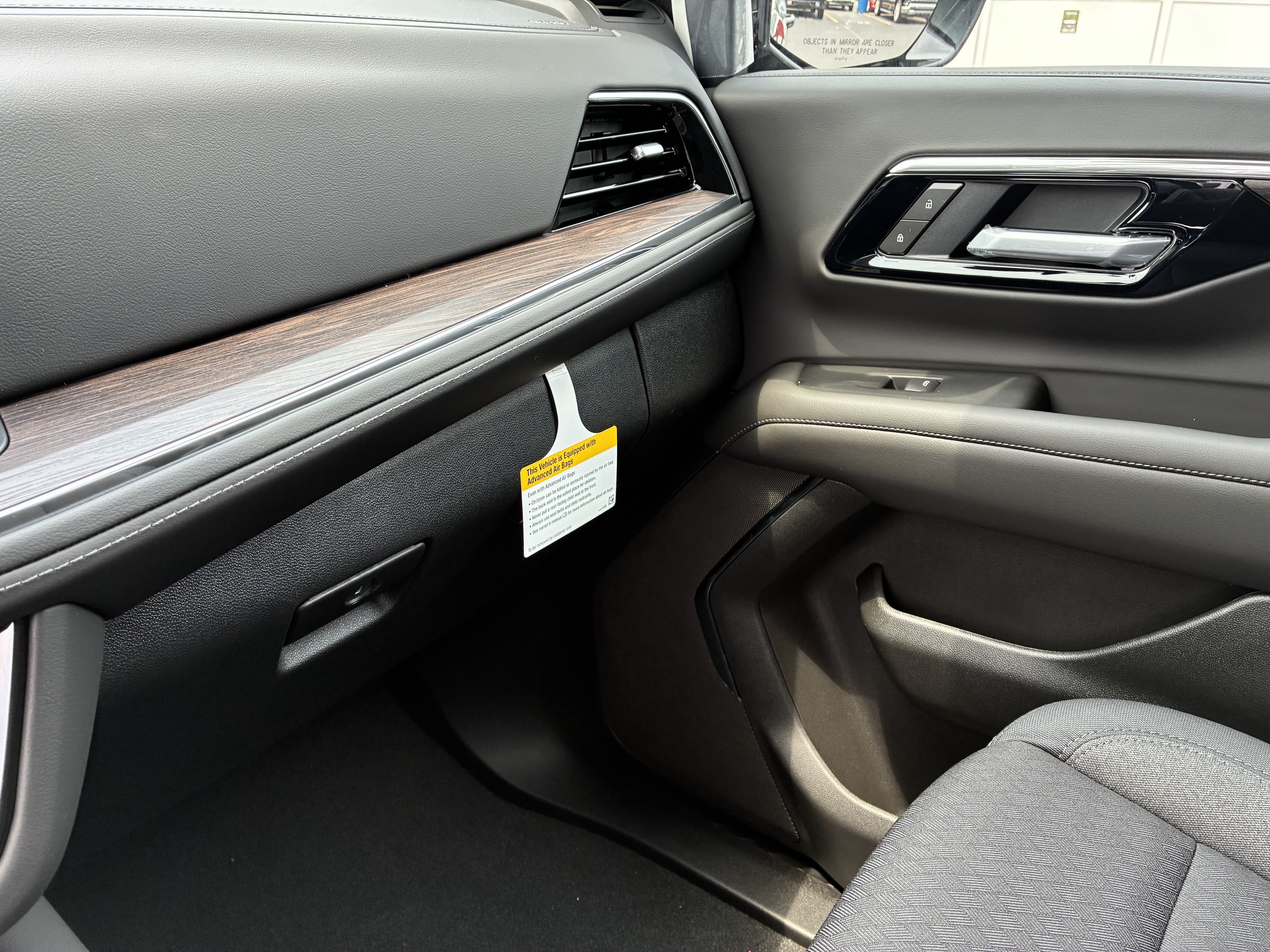 New 2026 Chevrolet Suburban LS w/ Max Trailering Package RWD image 36