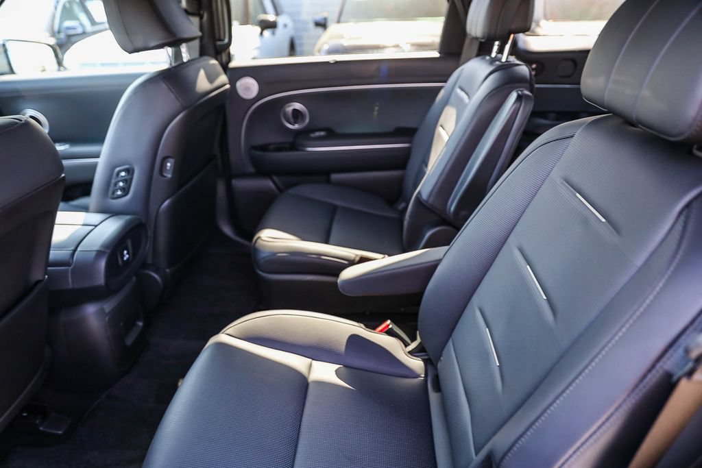 New 2026 Hyundai Palisade Calligraphy FWD image 16