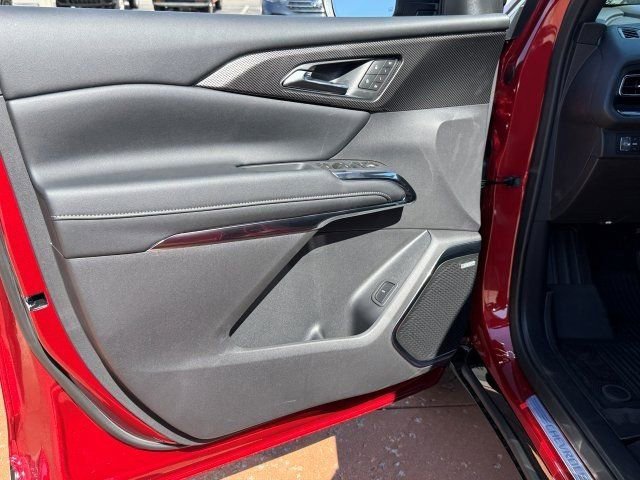 New 2026 Chevrolet Traverse High Country w/ LPO, Floor Liner Package image 8