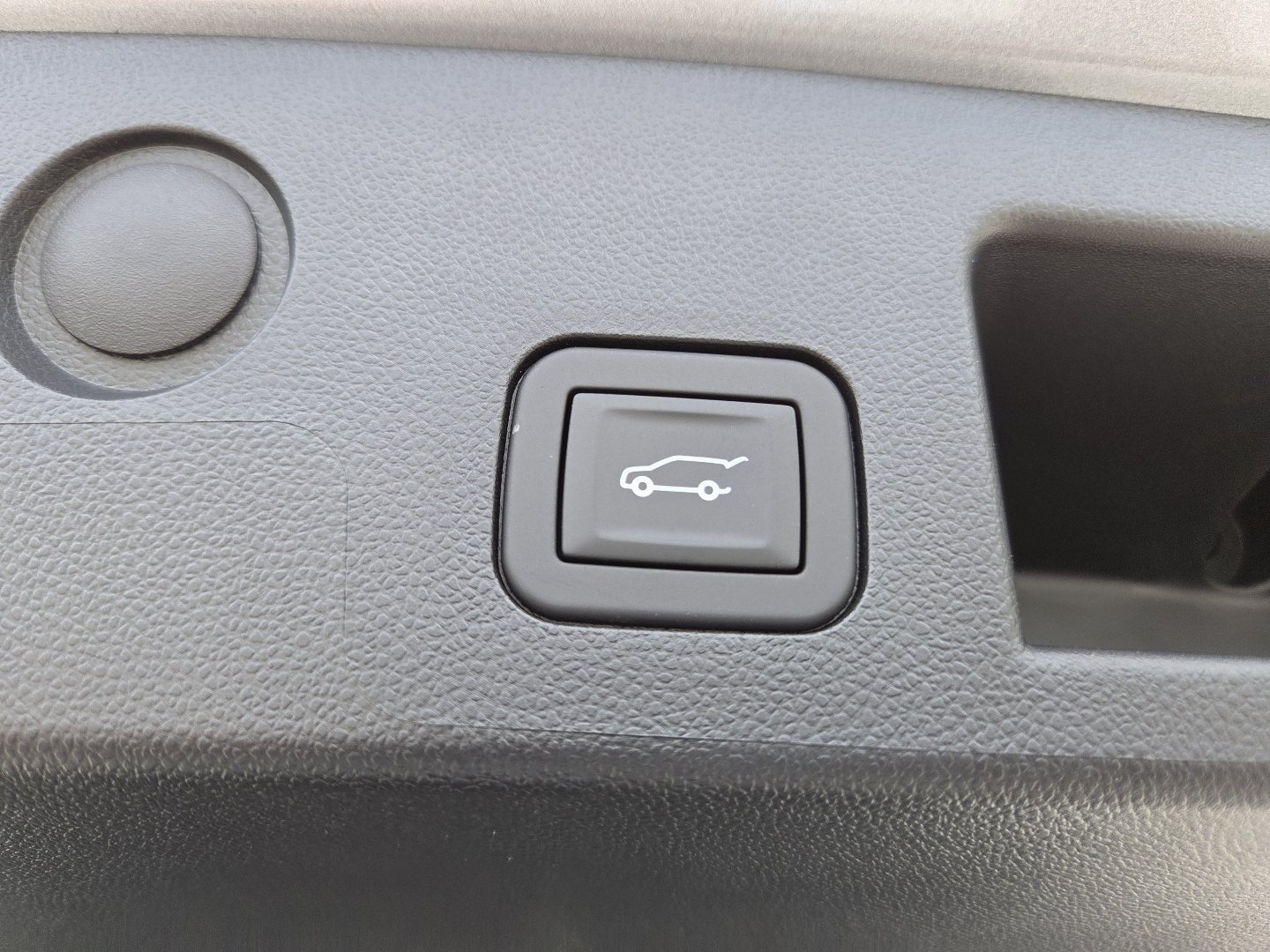 New 2026 GMC Terrain AT4 w/ Convenience Package III AWD/4WD image 23