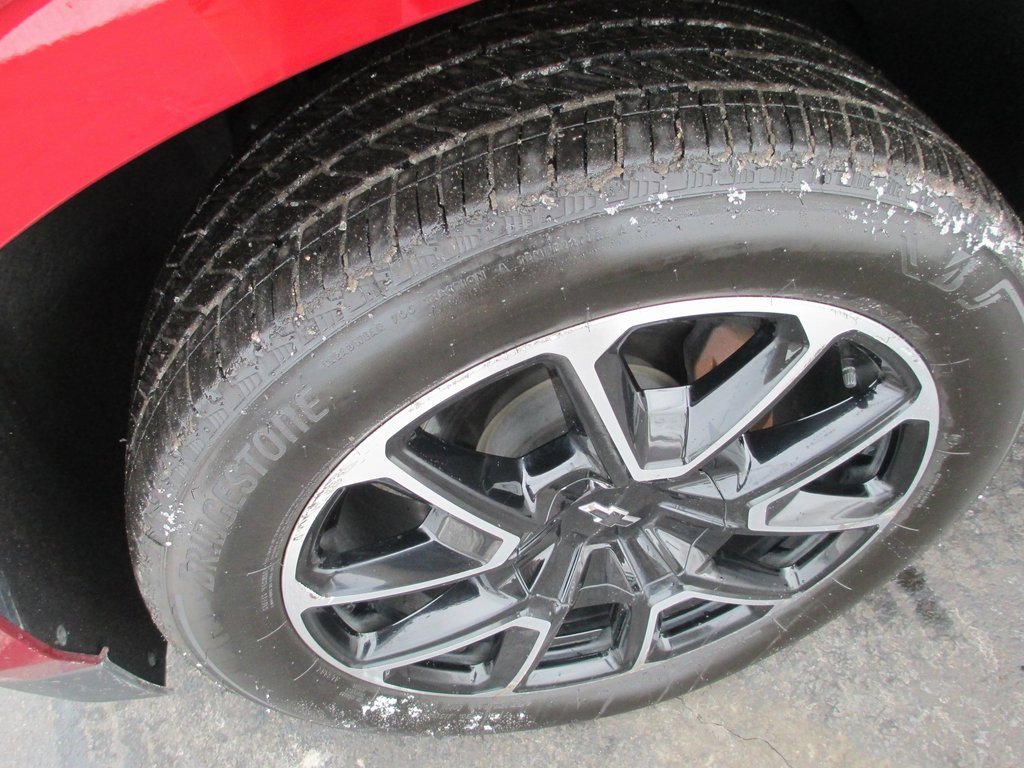 Used 2023 Chevrolet Suburban RST w/ Luxury Package image 13