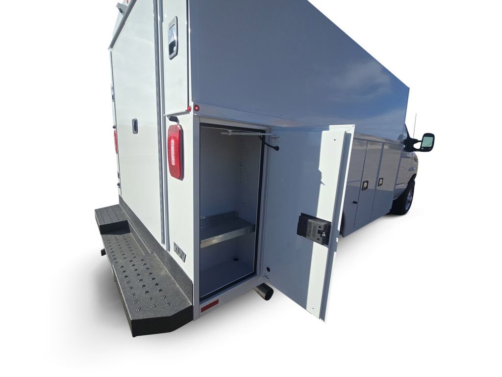 New 2026 Ford E-350 and Econoline 350 Super Duty w/ Power Equipment Group image 17