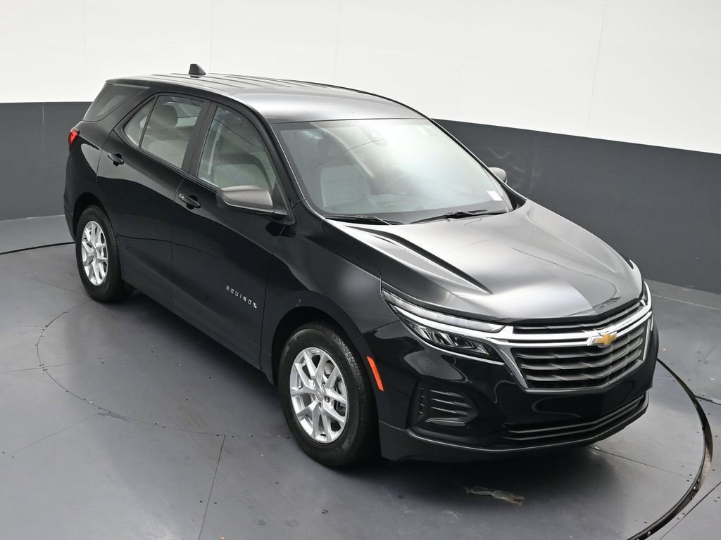 Used 2024 Chevrolet Equinox LS FWD image 25