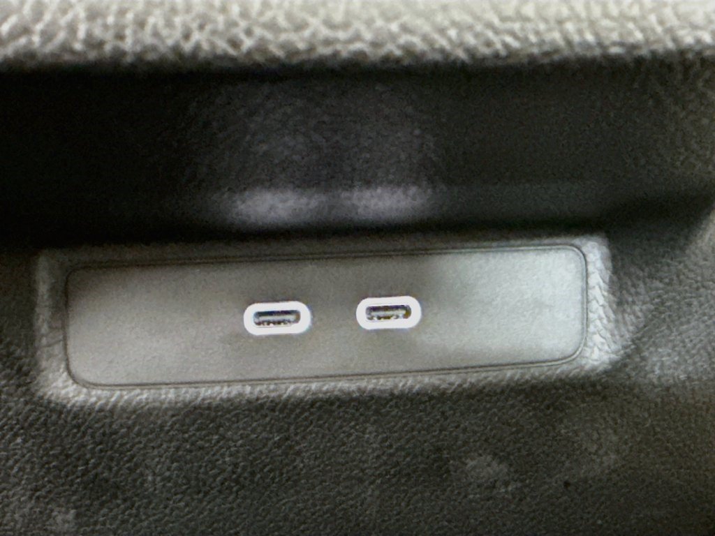 Used 2026 Mercedes-Benz E 350 Sedan image 40
