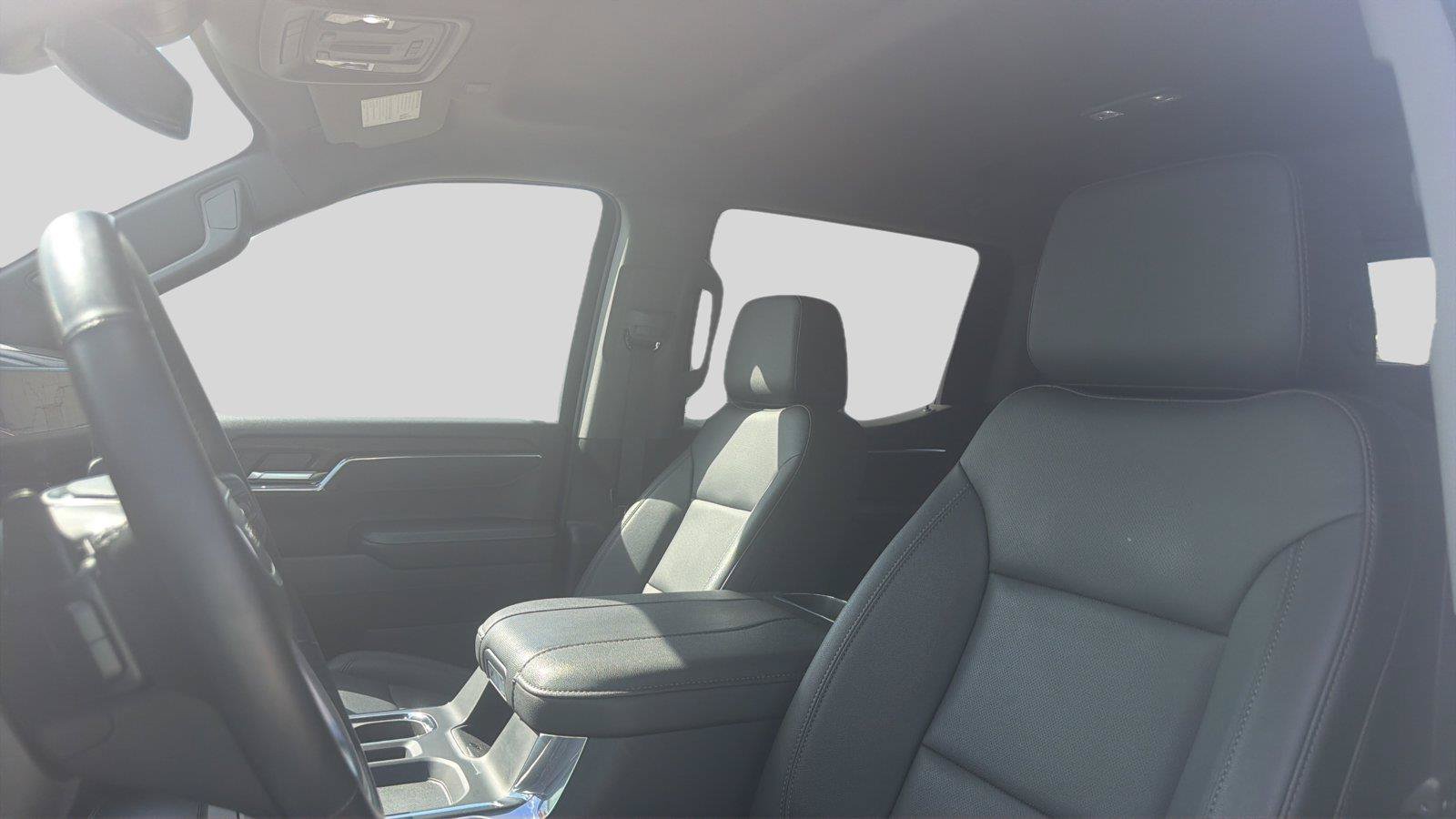 Used 2024 GMC Sierra 1500 SLT w/ SLT Premium Plus Package AWD/4WD image 18