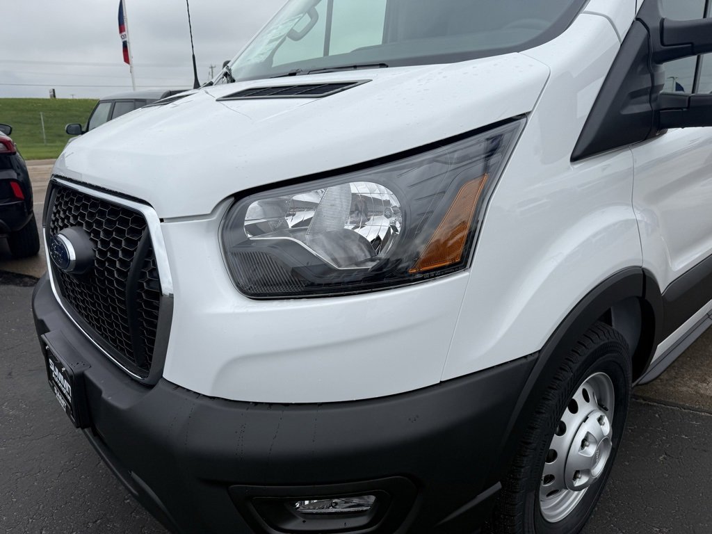 New 2025 Ford Transit 250 148 Medium Roof Extended AWD w/ Exterior Upgrade Package image 21