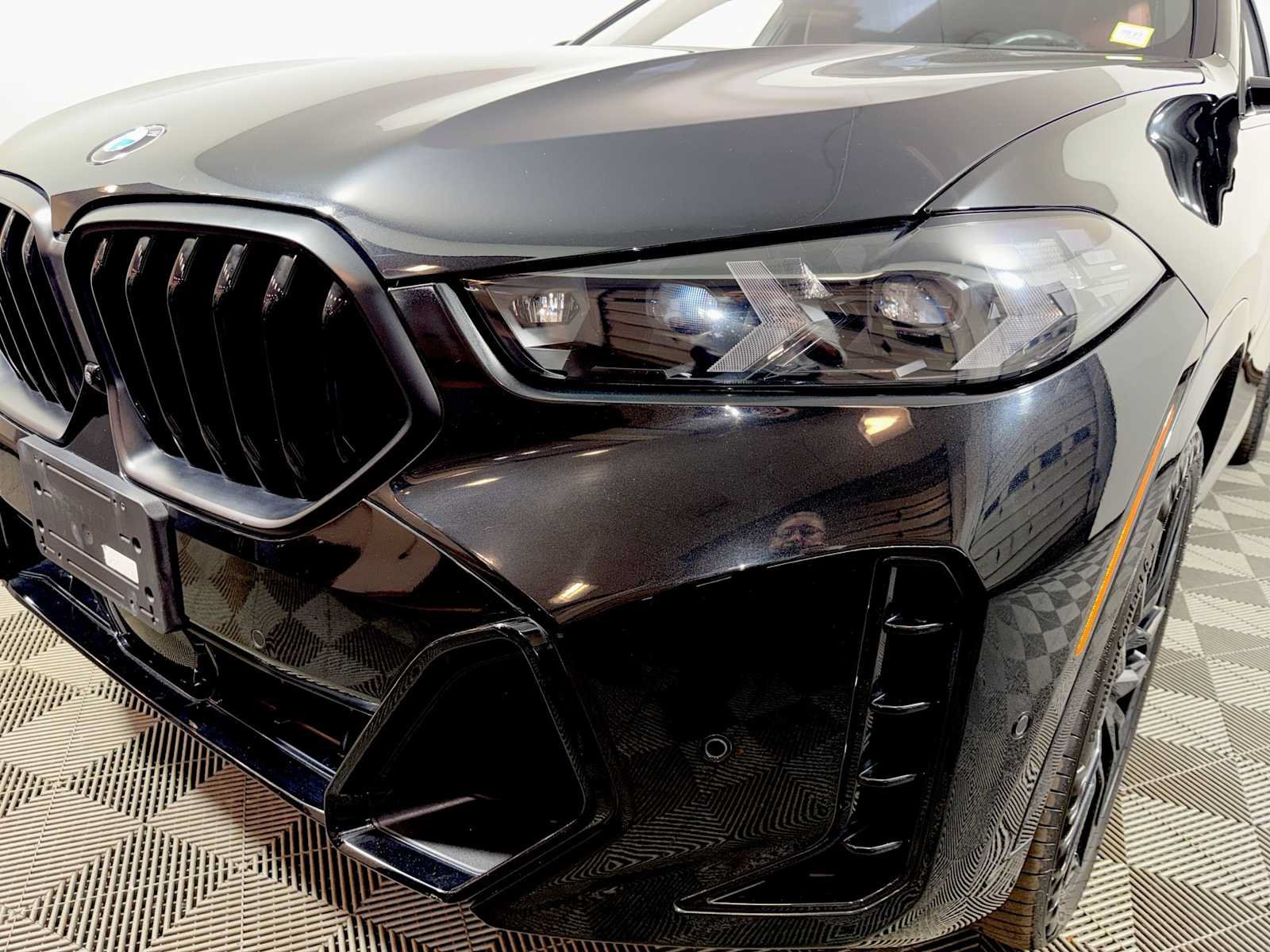 Used 2025 BMW X6 xDrive40i w/ Executive Package AWD/4WD image 26