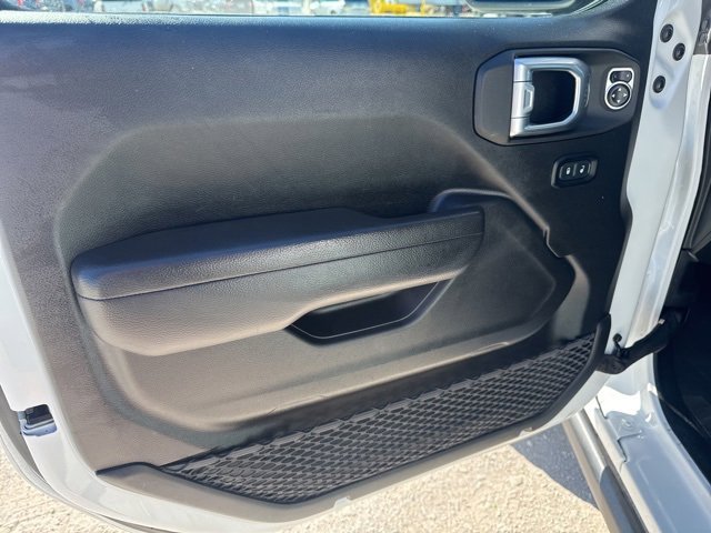 Used 2024 Jeep Wrangler Unlimited Rubicon 4xe image 23