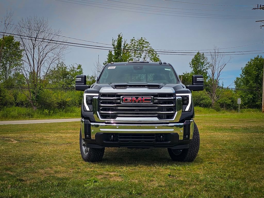 New 2026 GMC Sierra 2500 SLE w/ SLE Value Package; AWD/4WD image 10