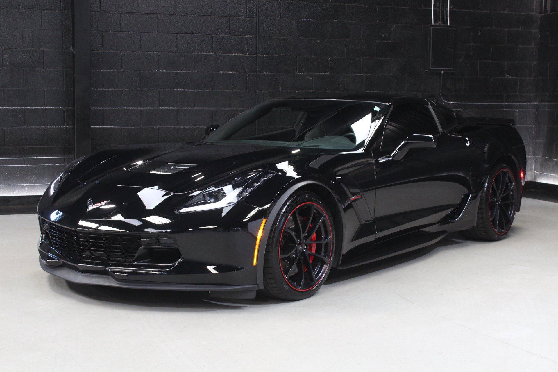 Used 2019 Chevrolet Corvette Grand Sport RWD image 7