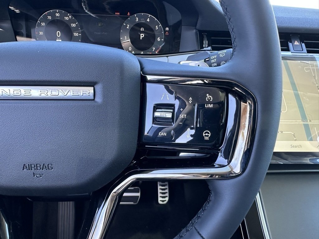 Used 2024 Land Rover Range Rover Evoque Dynamic SE image 18