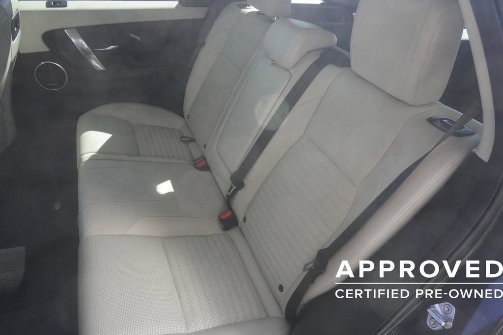 Used 2025 Land Rover Discovery Sport S image 30