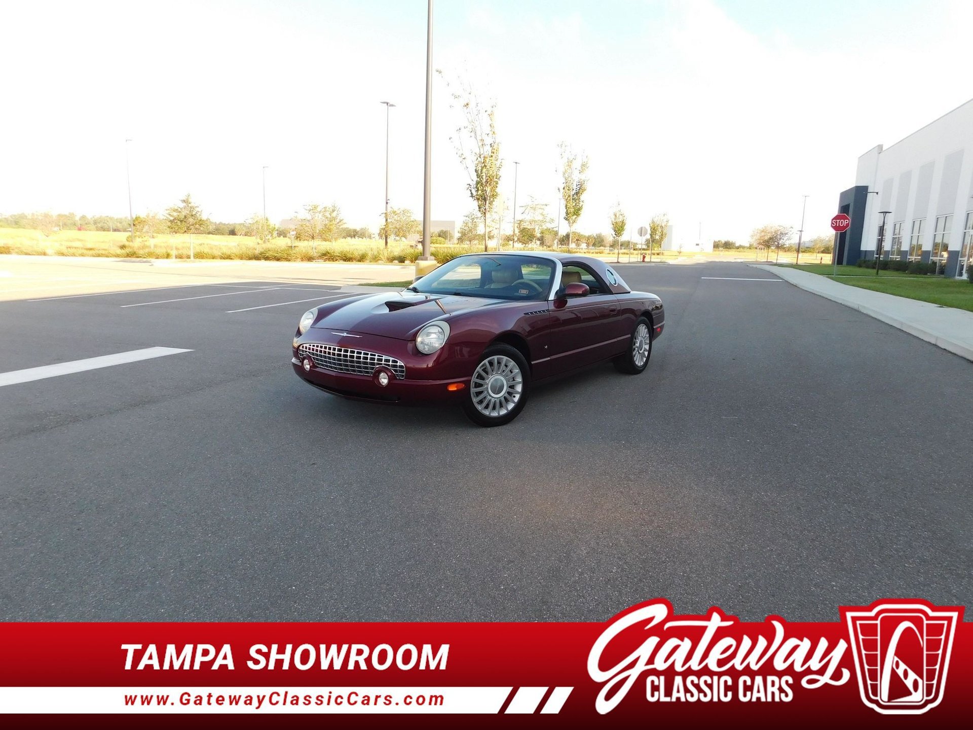 Used 2004 Ford Thunderbird RWD image 1