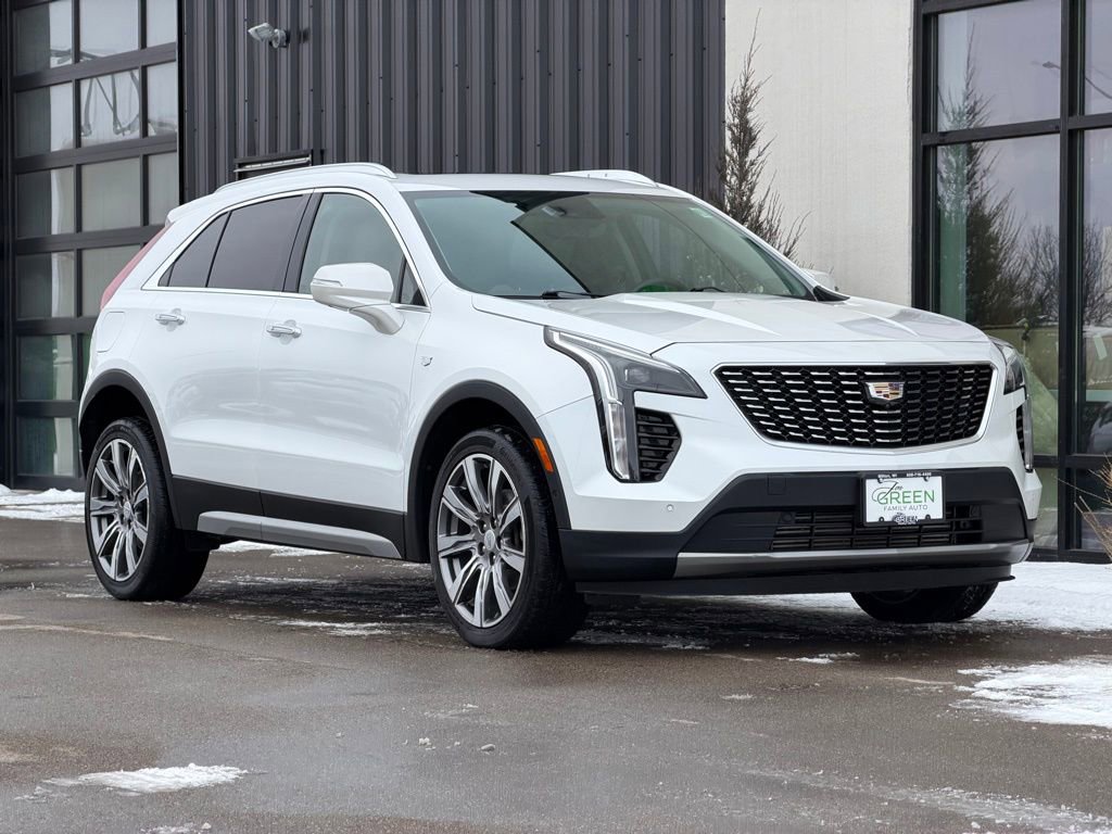 Used 2019 Cadillac XT4 Premium Luxury image 4