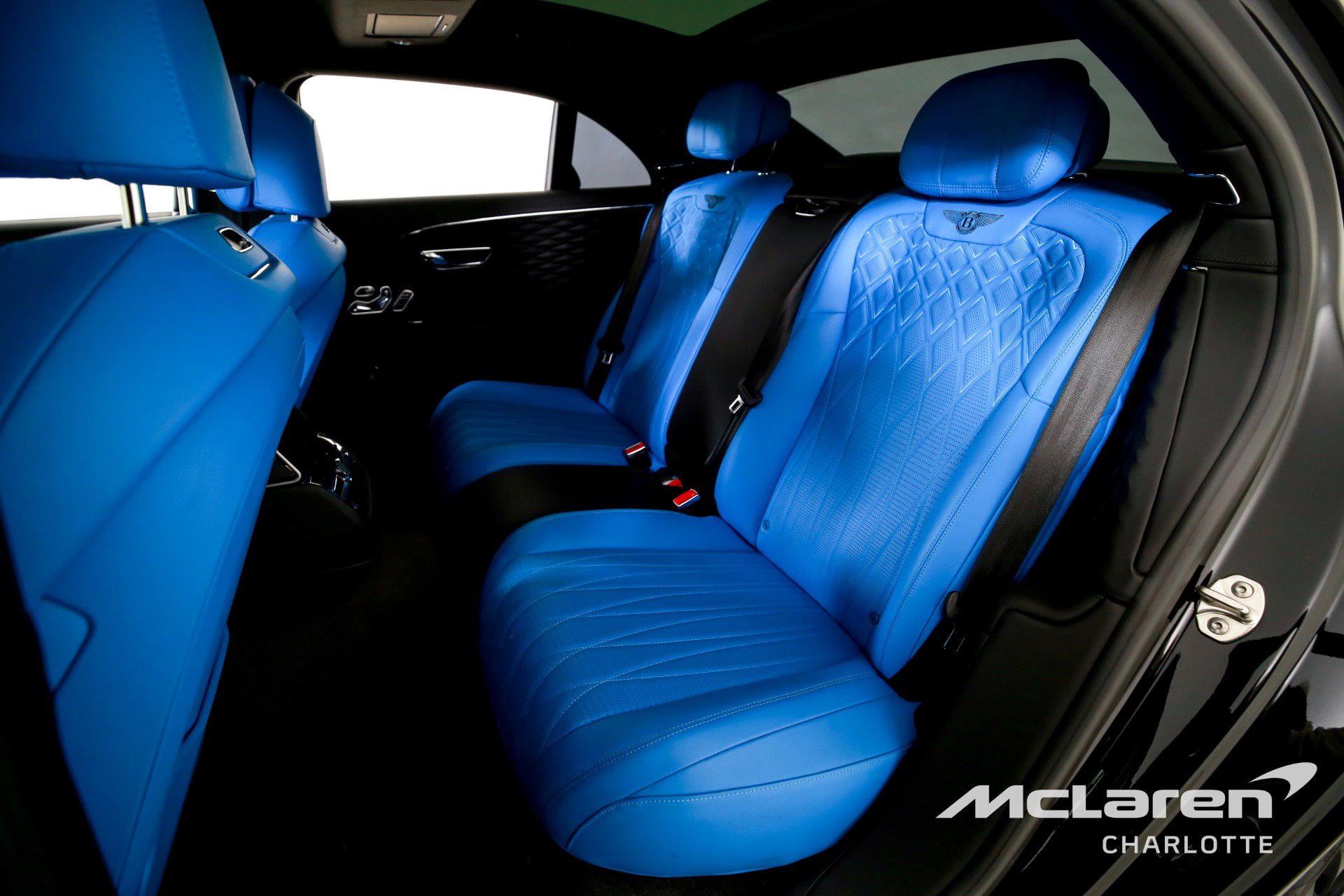 Used 2021 Bentley Flying Spur W12 image 18