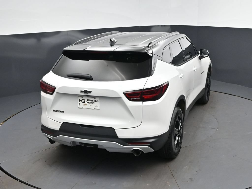 Used 2023 Chevrolet Blazer LT w/ Midnight/Sport Edition FWD image 34