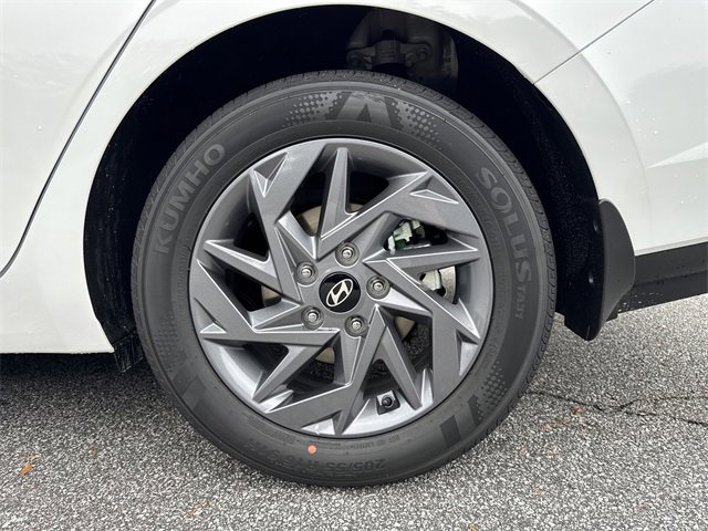 New 2026 Hyundai Elantra Blue image 19