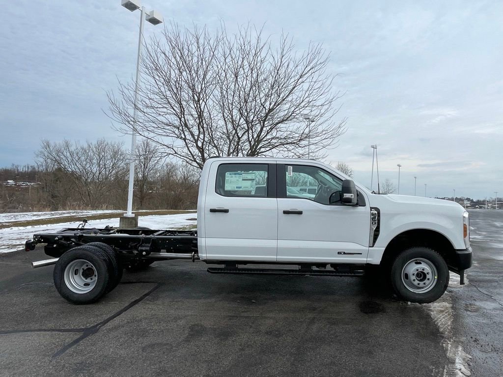 New 2026 Ford F350 XL w/ Snow Plow Prep Package image 2