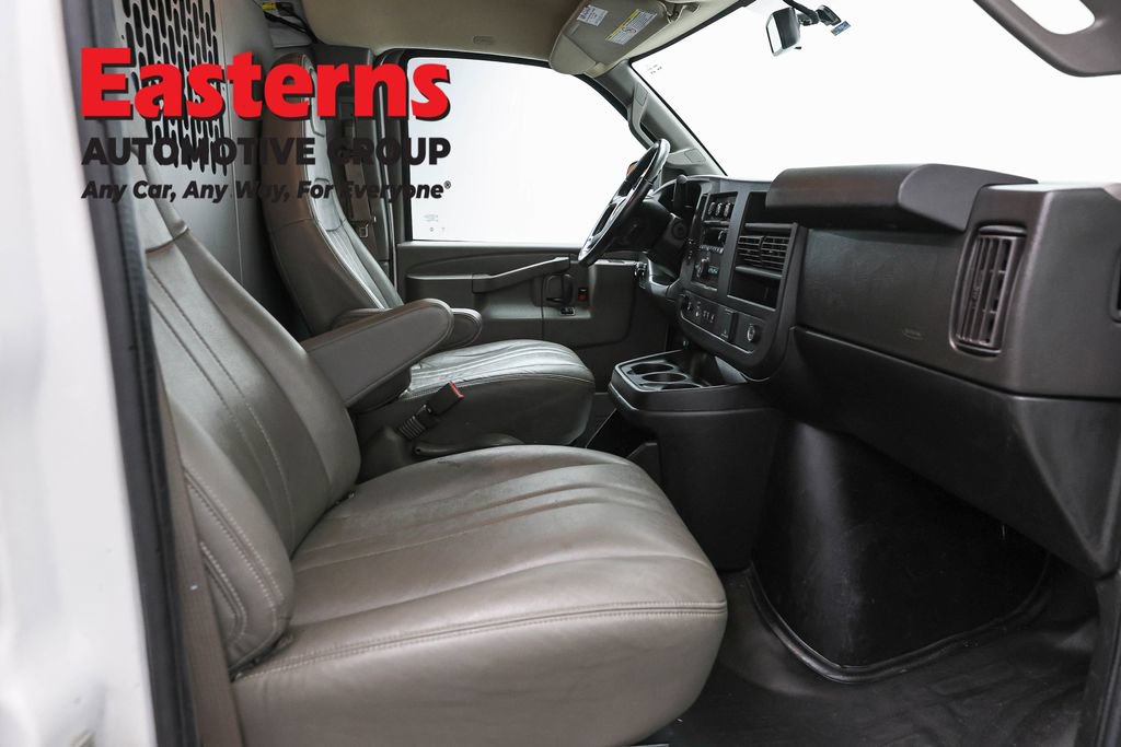Used 2021 Chevrolet Express 2500 w/ Driver Convenience Package RWD image 21