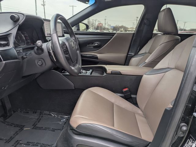 Used 2023 Lexus ES 300h w/ Premium Package image 27