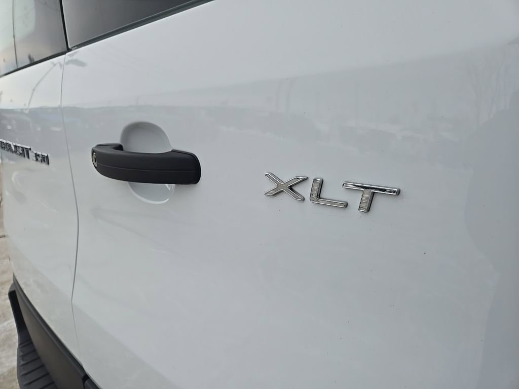 Used 2023 Ford Transit 350 XLT image 20