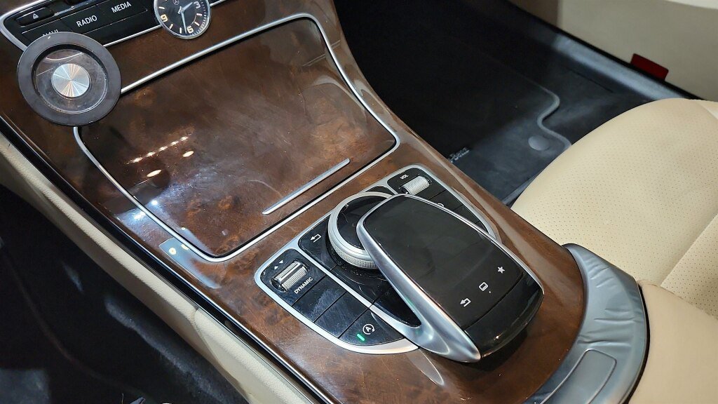 Used 2016 Mercedes-Benz C 300 4MATIC Sedan image 30