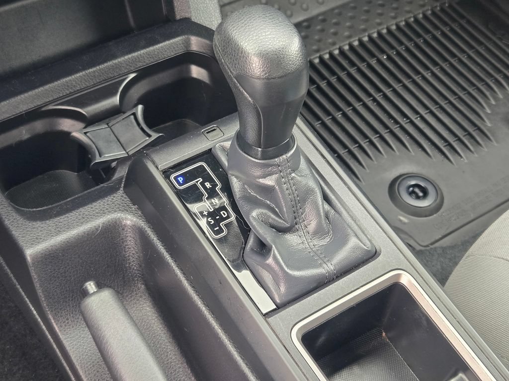 Used 2023 Toyota Tacoma SR AWD/4WD image 35