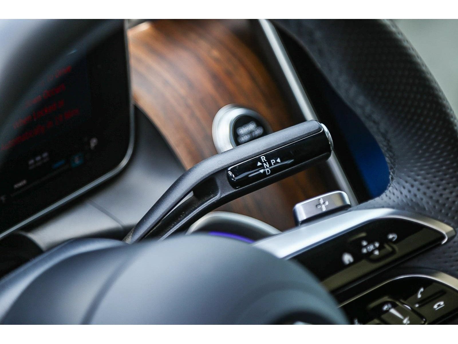 Certified 2025 Mercedes-Benz GLC 300 4MATIC image 18