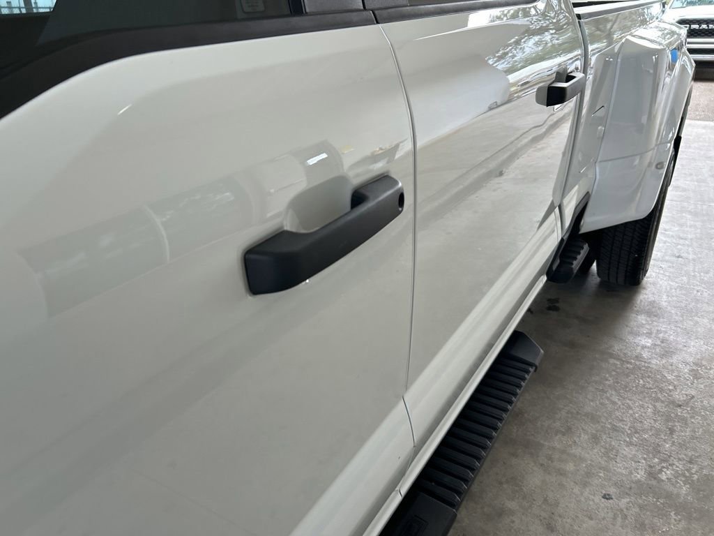 Used 2024 Ford F350 XL w/ 360-Degree Camera Package image 16