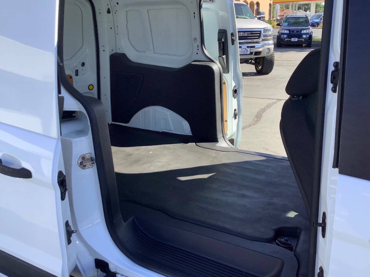 Used 2015 Ford Transit Connect XL FWD image 30