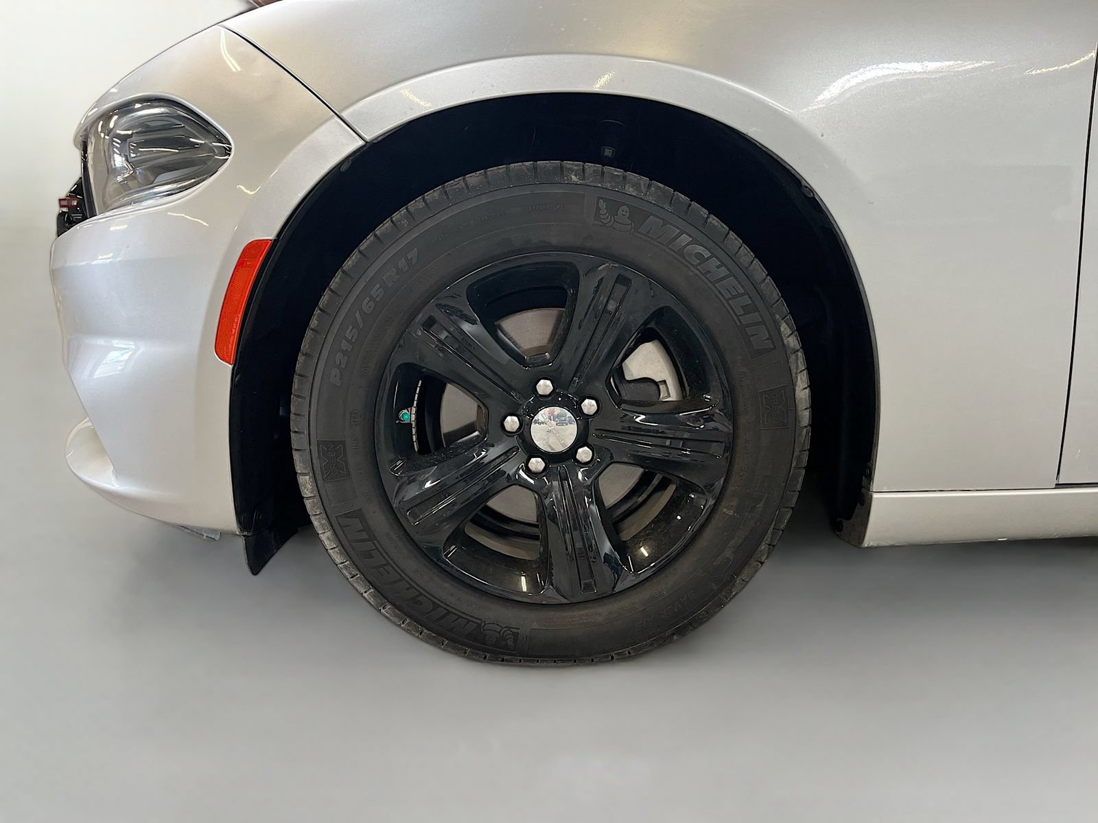 Used 2023 Dodge Charger SXT RWD image 29