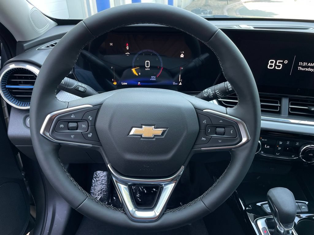 New 2026 Chevrolet Trax LT w/ Driver Confidence Package FWD image 15