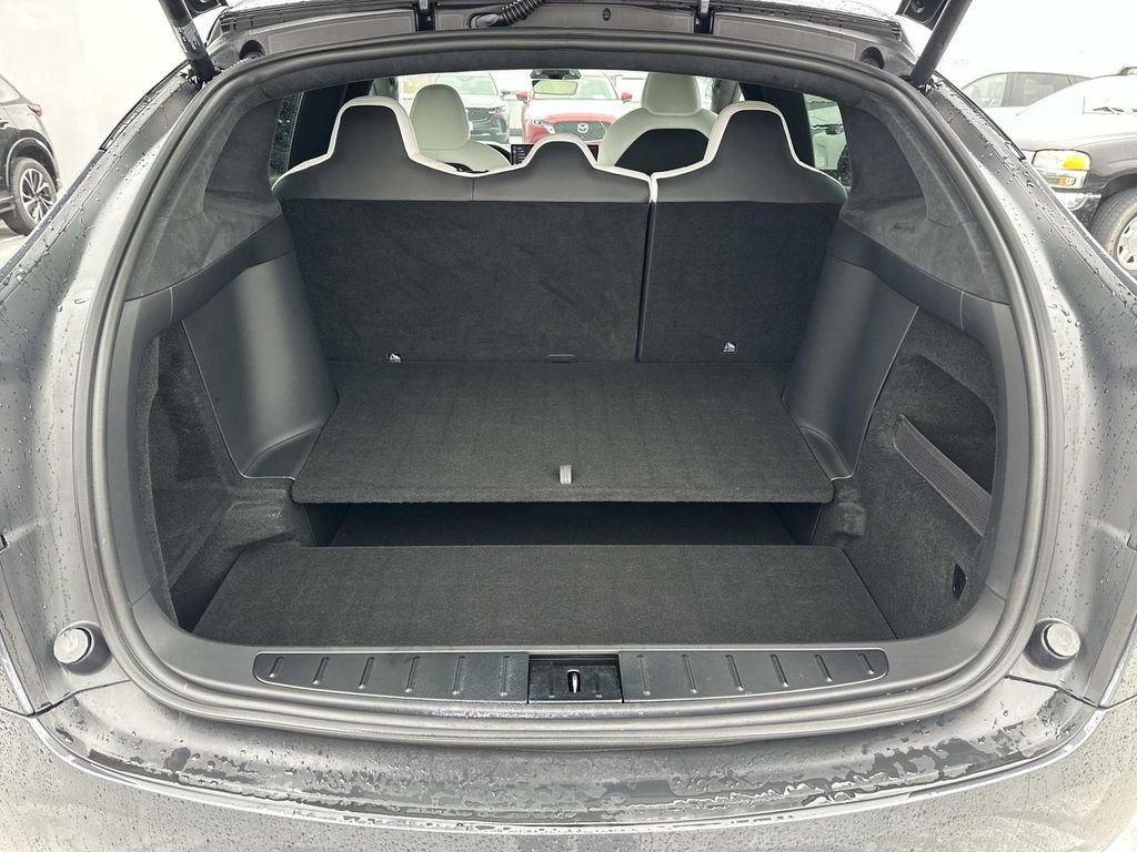 Used 2023 Tesla Model X image 27
